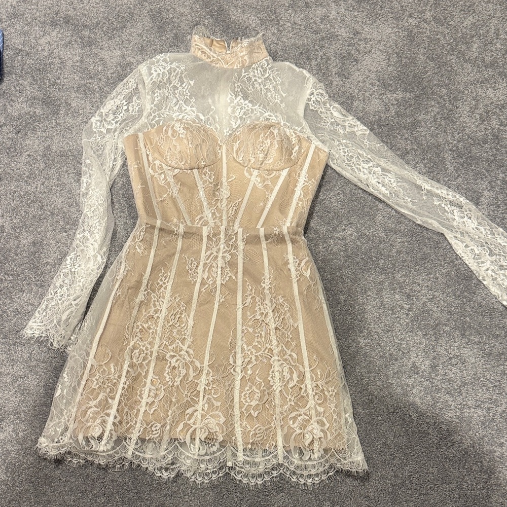 Elegant Lace Women Dress